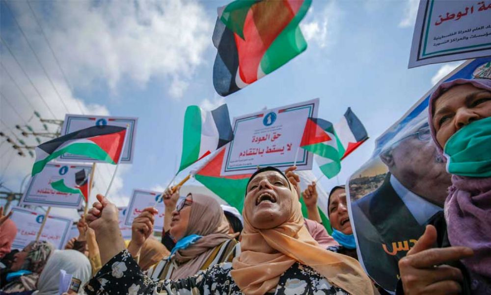المرأة الفلسطينية: تعادل في النسب وتهميش في الدور السياسي