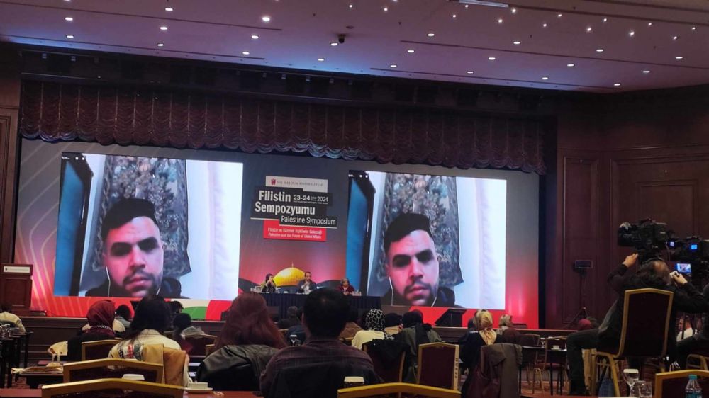 الباحث كريم قرط يمثل "يبوس" في مؤتمر فلسطين ومستقبل الشؤون الدولية باسطنبول